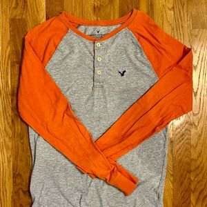American Eagle Henley shirt, grey with orange sleeves